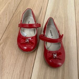 Mayoral red toddler shoes size 22 / US 6